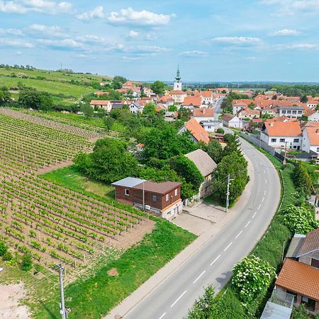 Vinný sklep Monty Přítluky Exterior foto