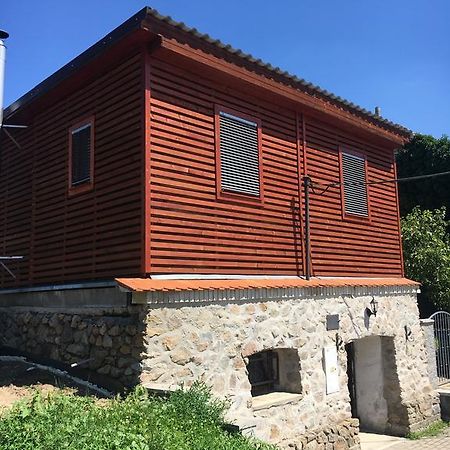 Vinný sklep Monty Přítluky Exterior foto